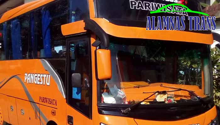 Harga Sewa Bus Pariwisata di Blitar Murah Terbaru